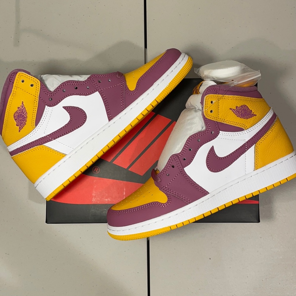 Jordan 1 Retro High Brotherhood